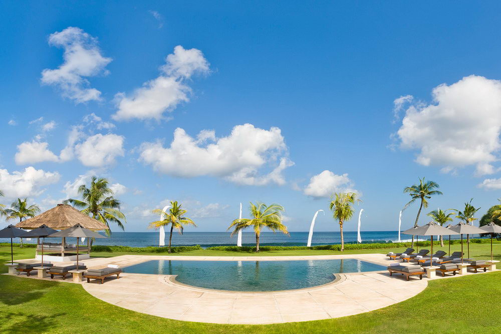 Villa Atas Ombak - 5BR Beachfront Villa on Bali`s South-West Coast